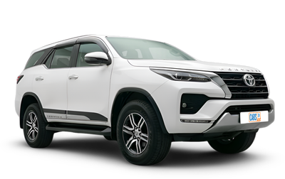 Toyota Fortuner-img